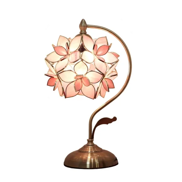 Lily Tiffany Lamp